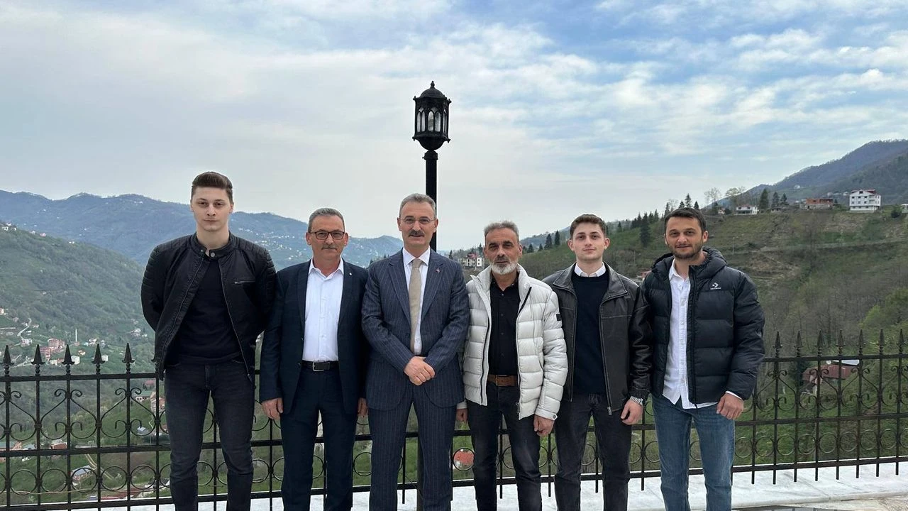 Başkan Kurukız ilçe halkıyla bayramlaştı