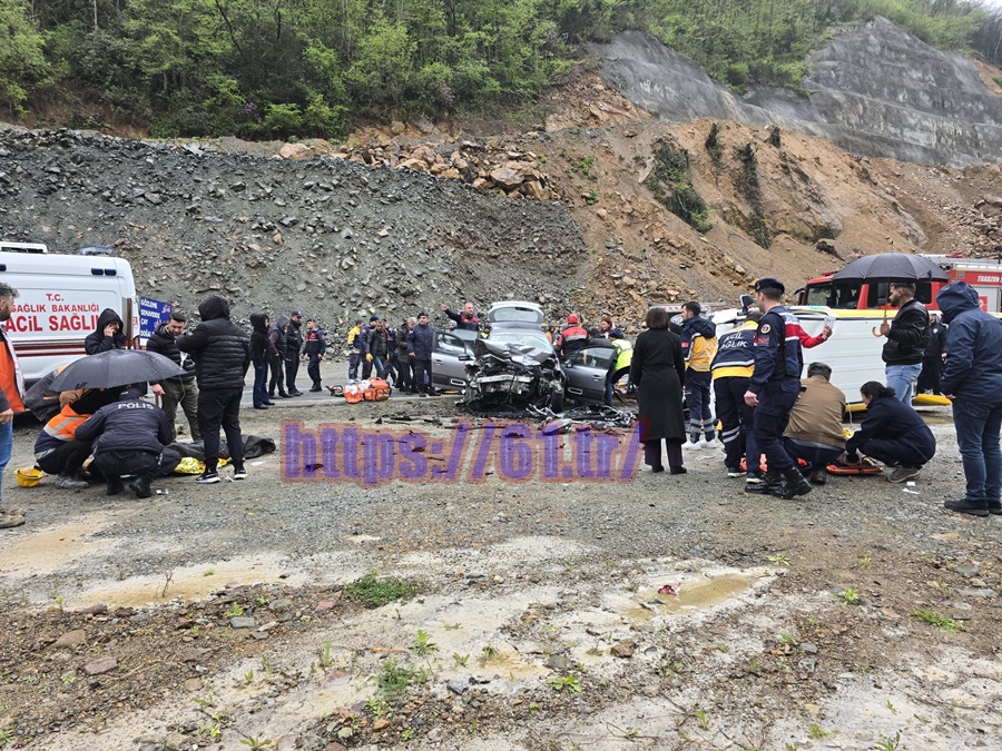 Trabzon'da Trafik Kazası 7 Yaralı 